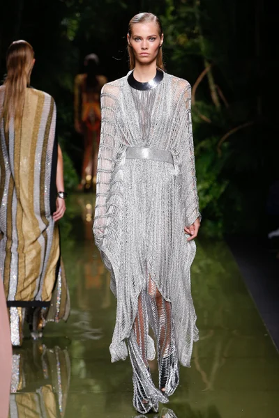Look 69